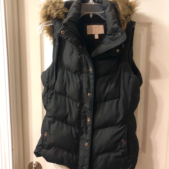 Banana Republic Jackets & Blazers - Vest with Fur Hood